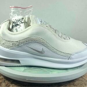 Nike Air Max Estrea White AR5186-100 Running Shoes Womens Size 9 NWOB Athletic